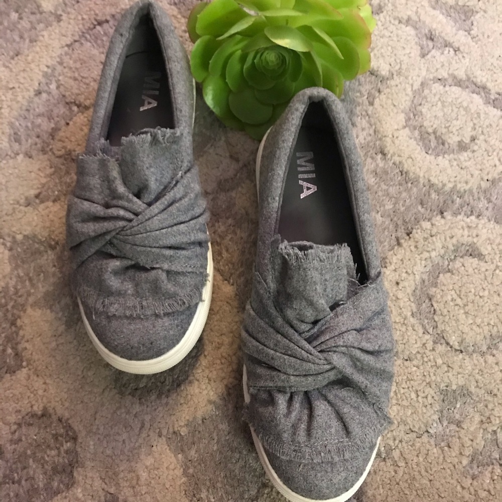 MIA Women’s Stylish Sneakers!
